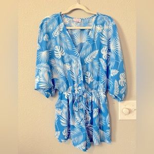 Pink Lily Blue Tropical Patterned Flowy Romper Women’s Size Small